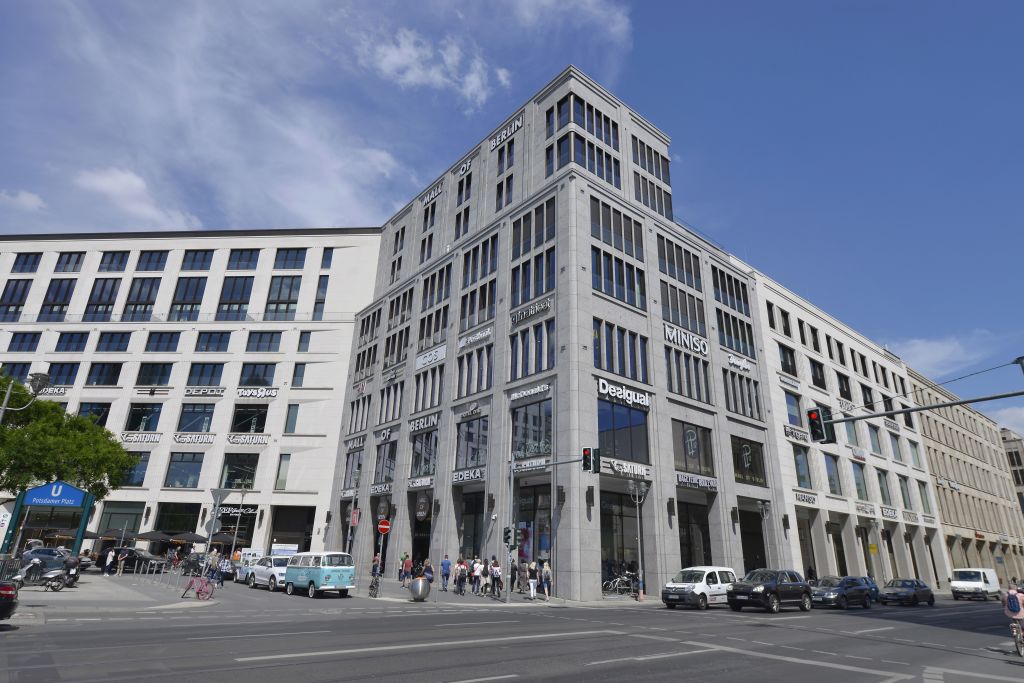 Journalist Attacked Near Potsdamer Platz During Berlin Film Festival