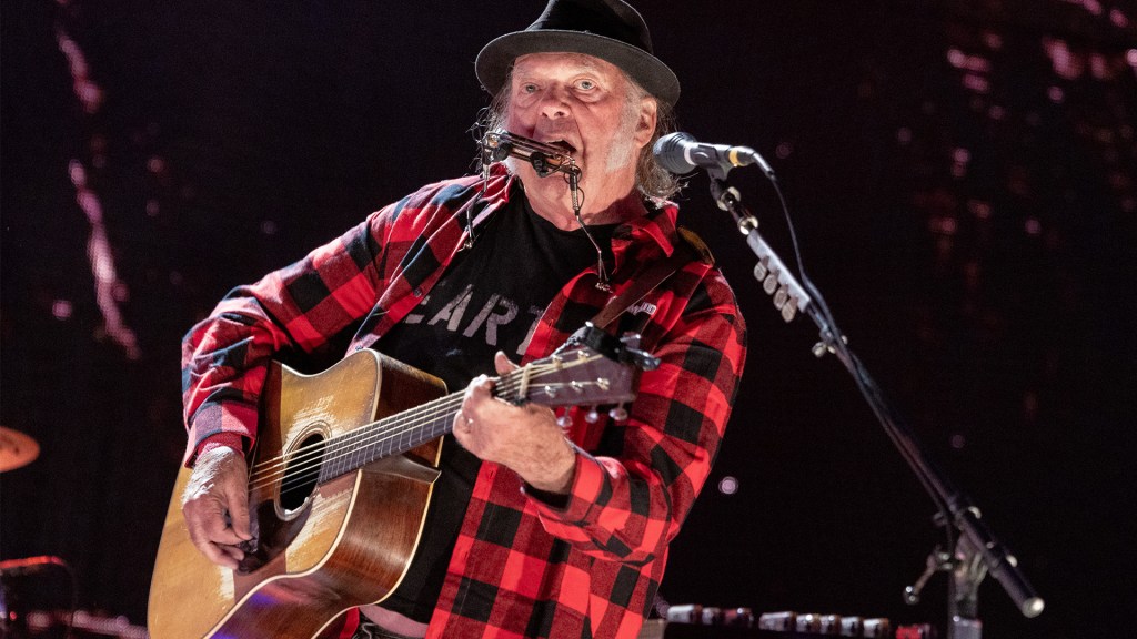 Neil Young Rips Donald Trump, Questions If He’ll Be Able Tour Again In U.S.