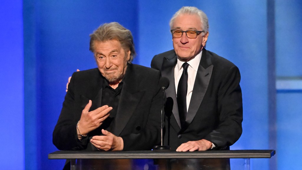 Robert De Niro Thanks Francis Ford Coppola At AFI Life Achievement