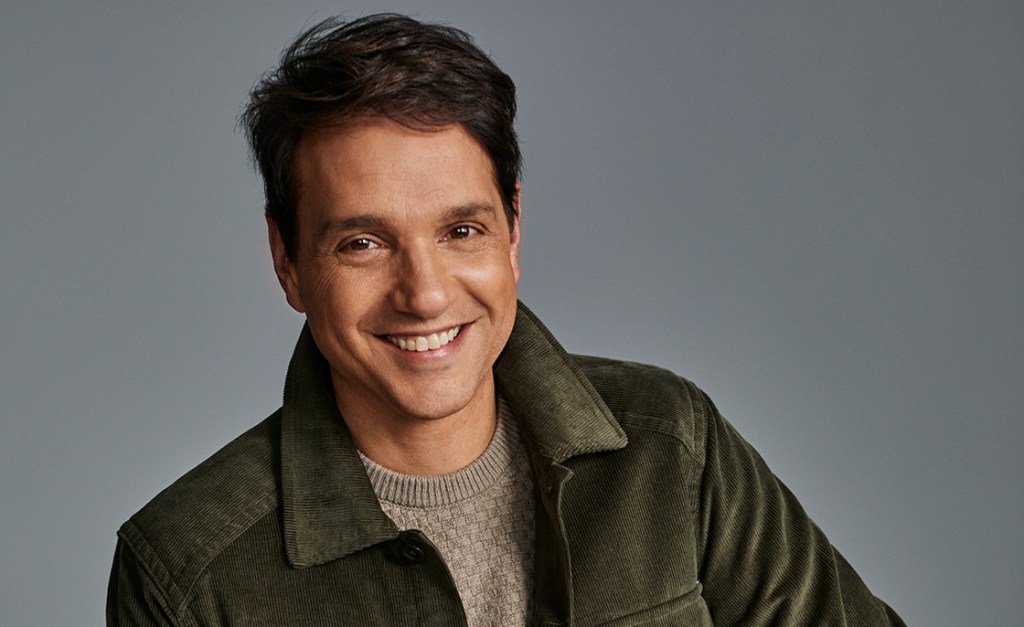 Ralph Macchio Signs With Gersh