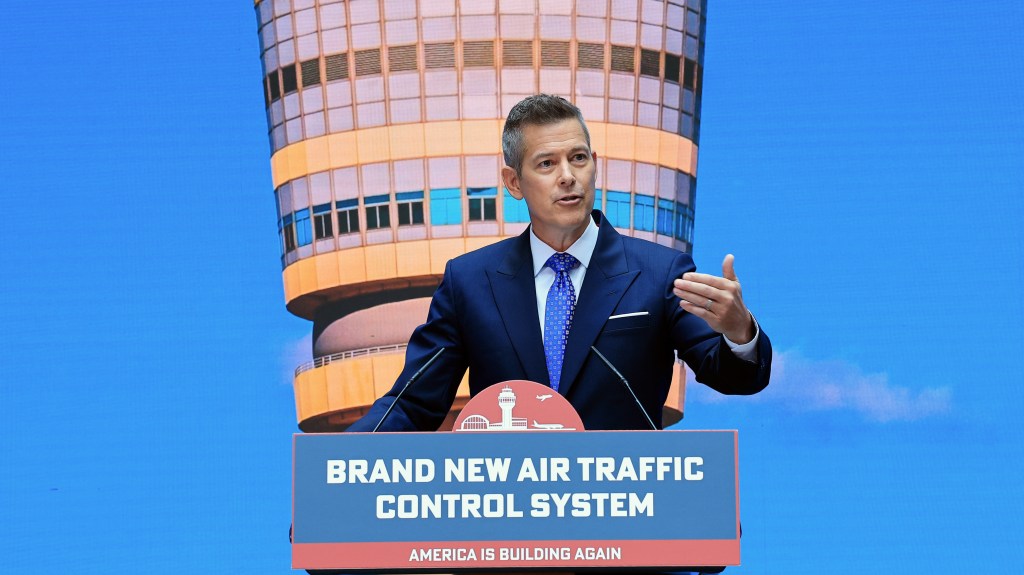John Oliver Tackles Air Traffic Control Crisis With FAA Ad Spoof