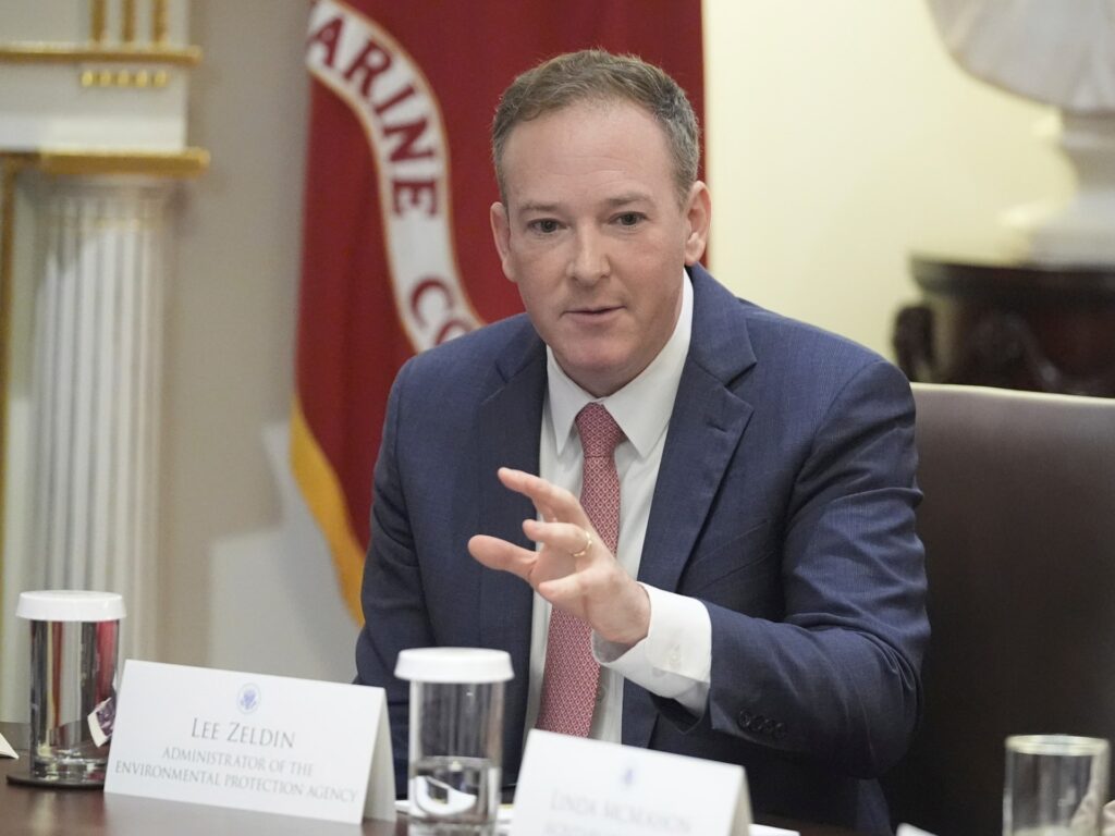 US Court of Appeals Allows Trump to strip $20 billion with Clean Energy Grants | Donald Trump News