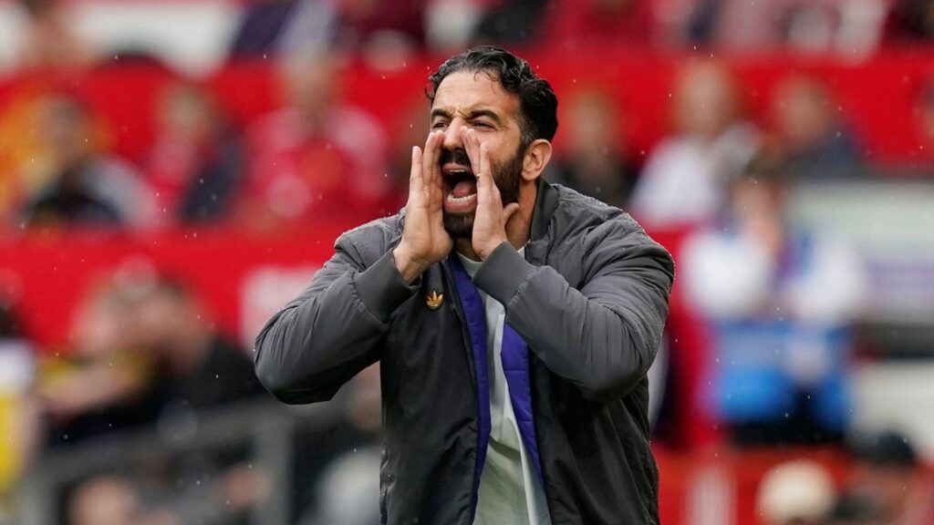 Red Devils Star Branded “Wet Blanket” that offers “Absolutely Nothing” on Amorim’s side