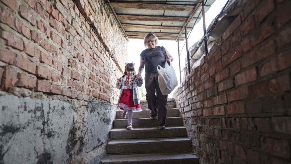 Ukrainian children start a new grade