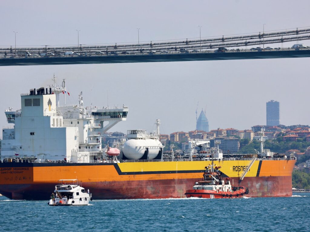 Russia’s largest buyer of Indian oil complies with Western sanctions | Oil and Gas News