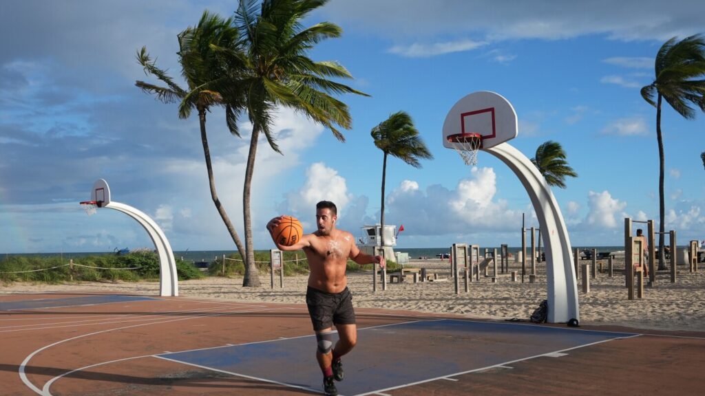 Fort Lauderdale beach basketball court faces threat from luxury development