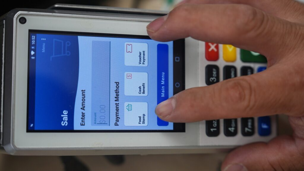 Food banks brace for surge as government shutdown threatens SNAP