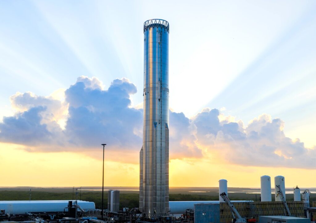 SpaceX’s upgraded Starship suffers from explosion during test