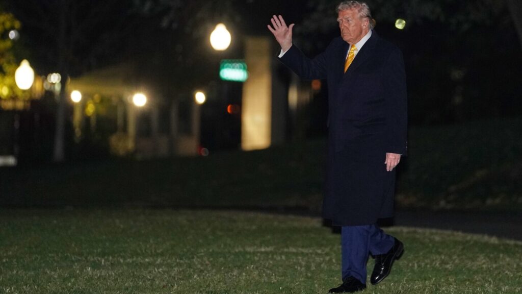 New analysis shows more U.S. consumers are paying their utility bills past their due dates.