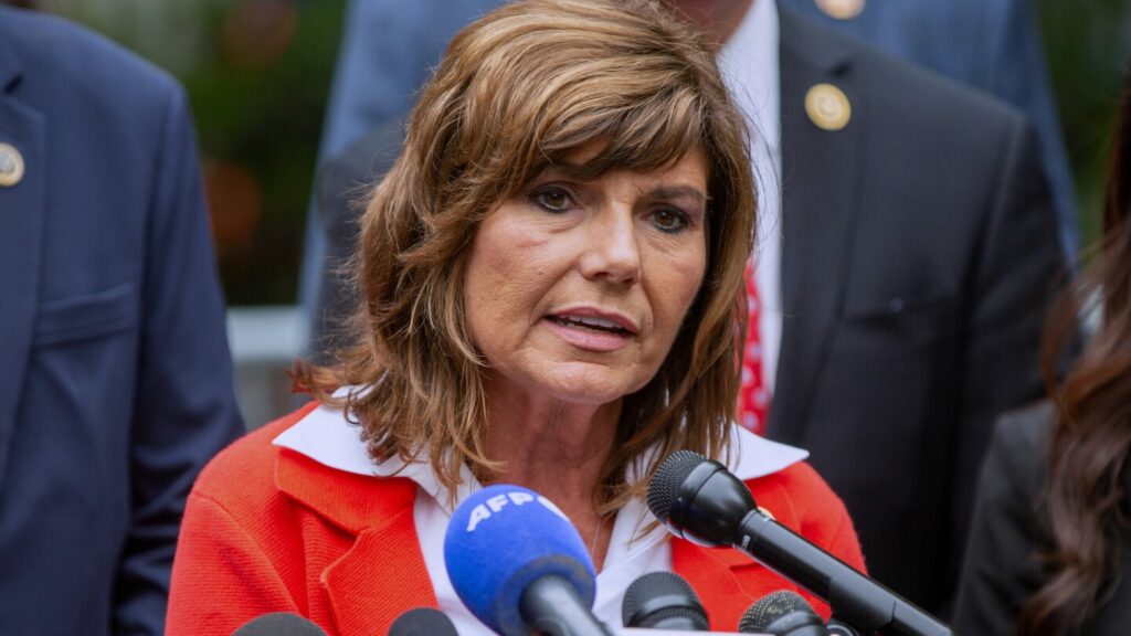 President Trump pardons Tennessee Congresswoman Diana Hershberger’s husband